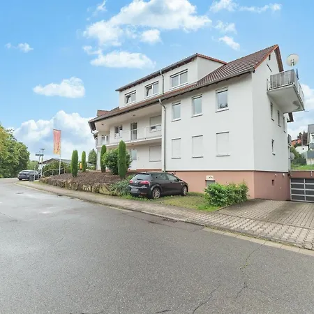 Premium Wohlfuehloase Sinsheim - Business & Privat - Netflix & Disneyplus - Tg - Balkon Exterior photo