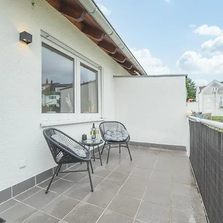 Premium Wohlfuehloase Sinsheim - Business & Privat - Netflix & Disneyplus - Tg - Balkon Exterior photo