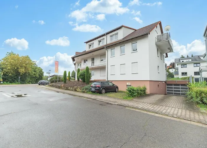 Premium Wohlfuehloase Sinsheim - Business & Privat - Netflix & Disneyplus - Tg - Balkon