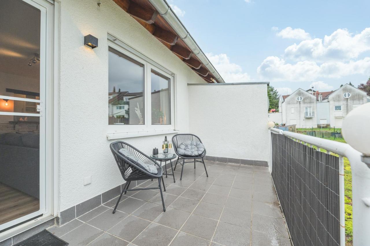 Premium Wohlfuehloase - Business & Privat - Netflix & Disneyplus - Tg - Balkon Apartment